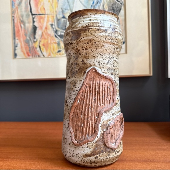 Mid-century modern handcrafted pottery vase large signed DSM - Picture 3 of 10